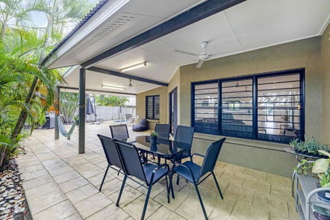 Ah Mat Bungalow - Tropical Darwin Stay With Pool - C Tourism 3