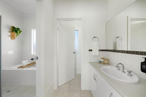 YARLU By Silver Sands - C Tourism 1