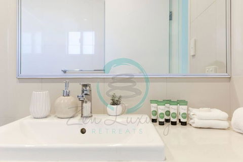 ZEN At ARRAY: 2BR Retreat In CBD - C Tourism 3