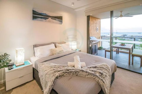 ZEN BY THE OCEAN - 1-BR Executive Biz Retreat - C Tourism 1