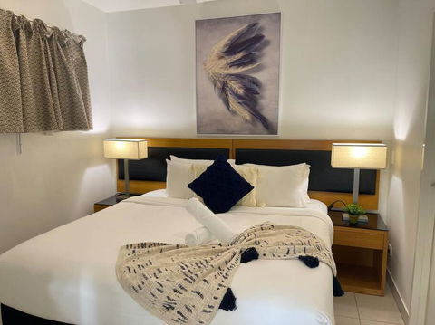 ZEN OCEAN BLISS - Cozy 2-BR/2-BA Sea View Retreat - C Tourism 1