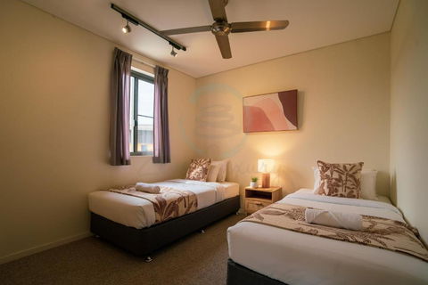 ZEN PARADISE - 2-BR Waterfront Ocean View Retreat - C Tourism 1