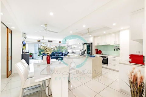 ZEN Tree Blossom: 3-BR Luxury Apt Near Waterfront - C Tourism 0