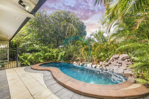 ZEN TREETOPS - Boutique 2-BR Apt W/ Private Pool - C Tourism 0