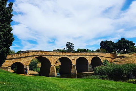 Tasmania 6 Day 'Tour In Circle' - C Tourism 0