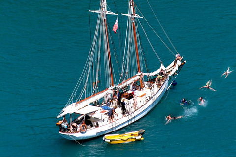 Whitehaven Beach Sailing And Snorkeling Cruise - C Tourism 3