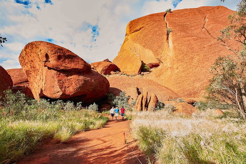 2-Day Uluru Sunset And Kata Tjuta Tour From Ayers Rock - C Tourism 2