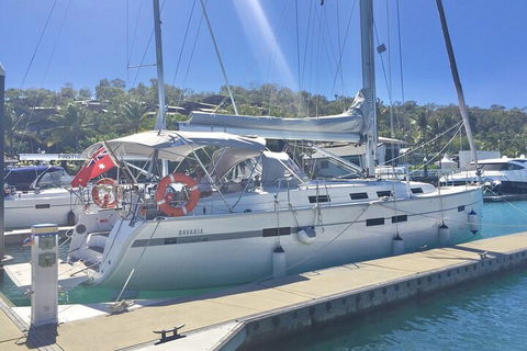 Sailing Curlew Escape On Moreton Bay - C Tourism 0