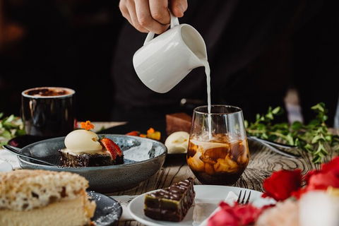 Adelaide Hills Food, Wine, Cheese, & Chocolate - Private Day Tour - C Tourism 5