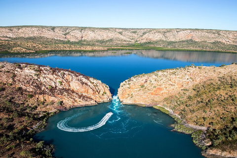 Buccaneer Explorer - C Tourism 4