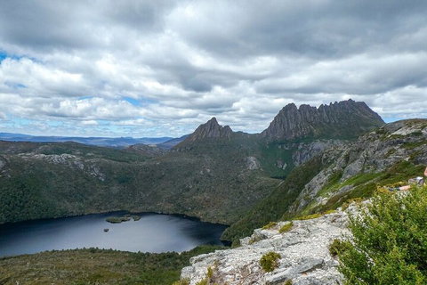 6 Day Trek The Cradle Mountain Overland Track - C Tourism 2