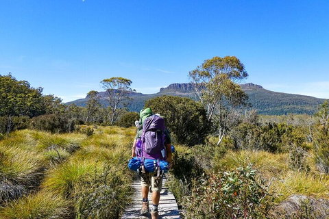 6 Day Trek The Cradle Mountain Overland Track - C Tourism 4