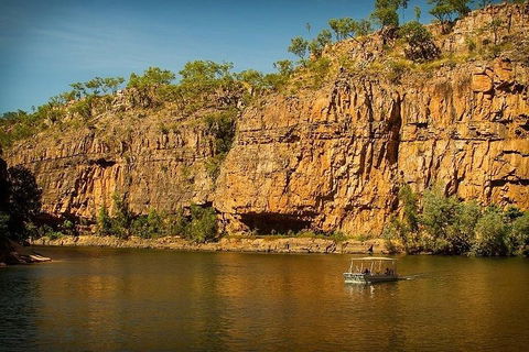 Nitmiluk (Katherine) Gorge Cruise - C Tourism 1