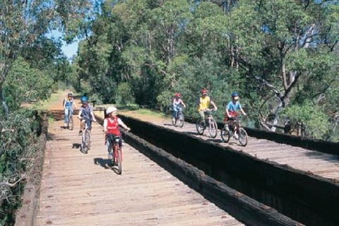 Perth Hills - Wildlife, Art & Gastronomy - C Tourism 2